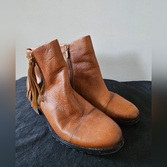 PIKOLINOS High End Leather Tassel Ankle Boots, Side Zip - Picture 3 of 11